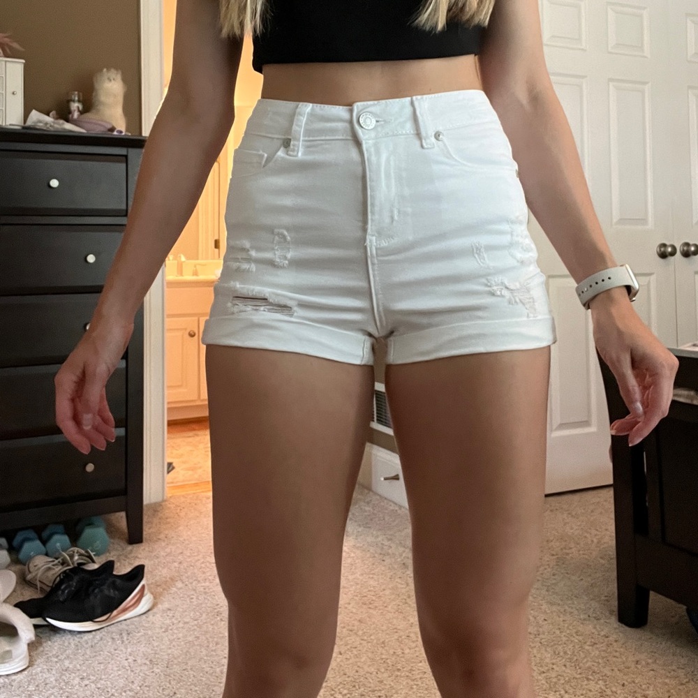White moderately distressed high-rise “HH Jean Los Angeles” brand shorts